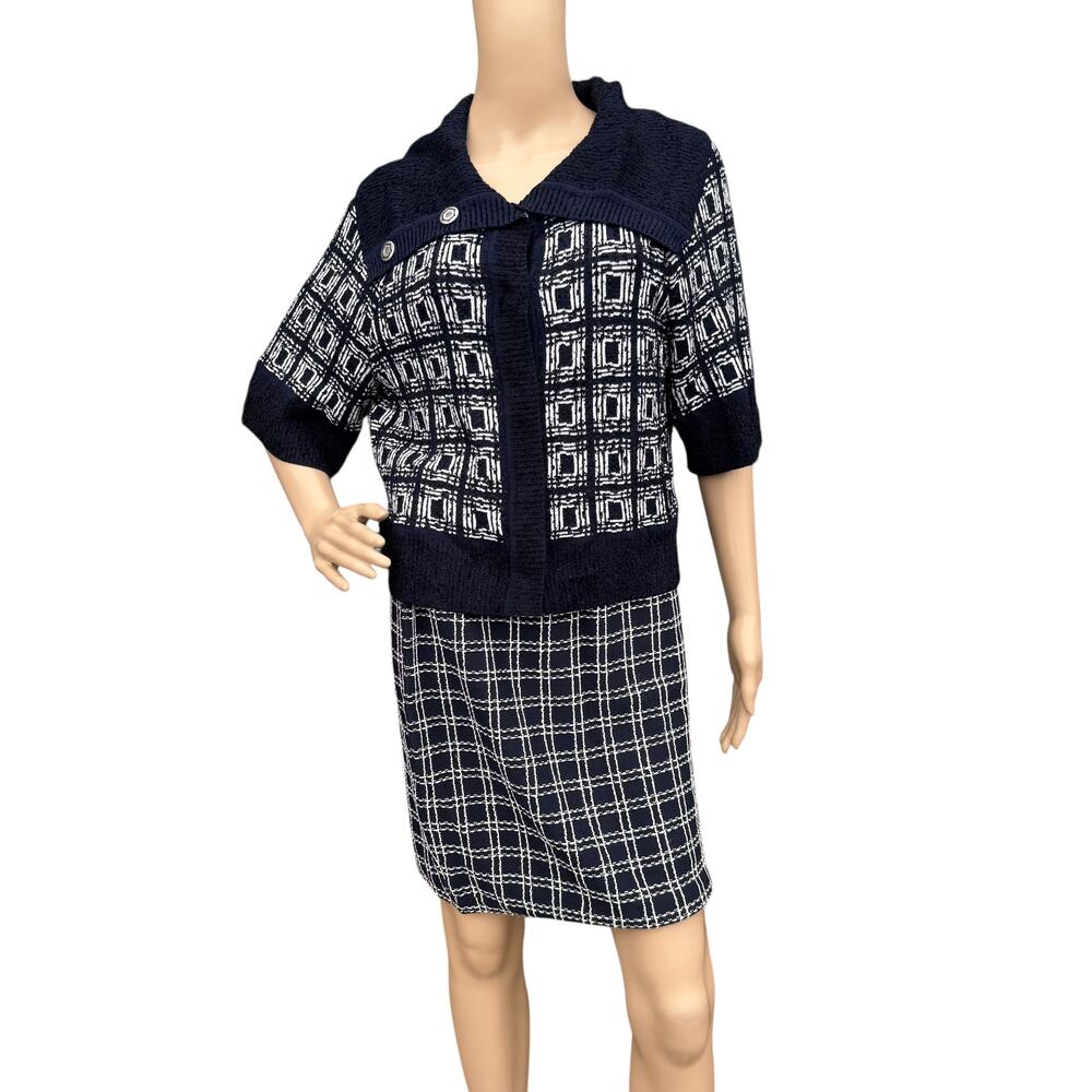 St John Collection Knit Suit M 6 Navy Skirt Set Geometric Plaid Resort 2011